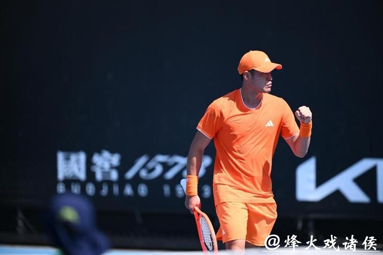 吴易昺白卓璇晋级澳网正赛,中国大陆男网首次4人跻身正赛 吴易昺白卓璇晋级澳网正赛,中国大陆男网首次4人跻身正赛